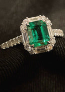 Chic Emerald Luxe Ring